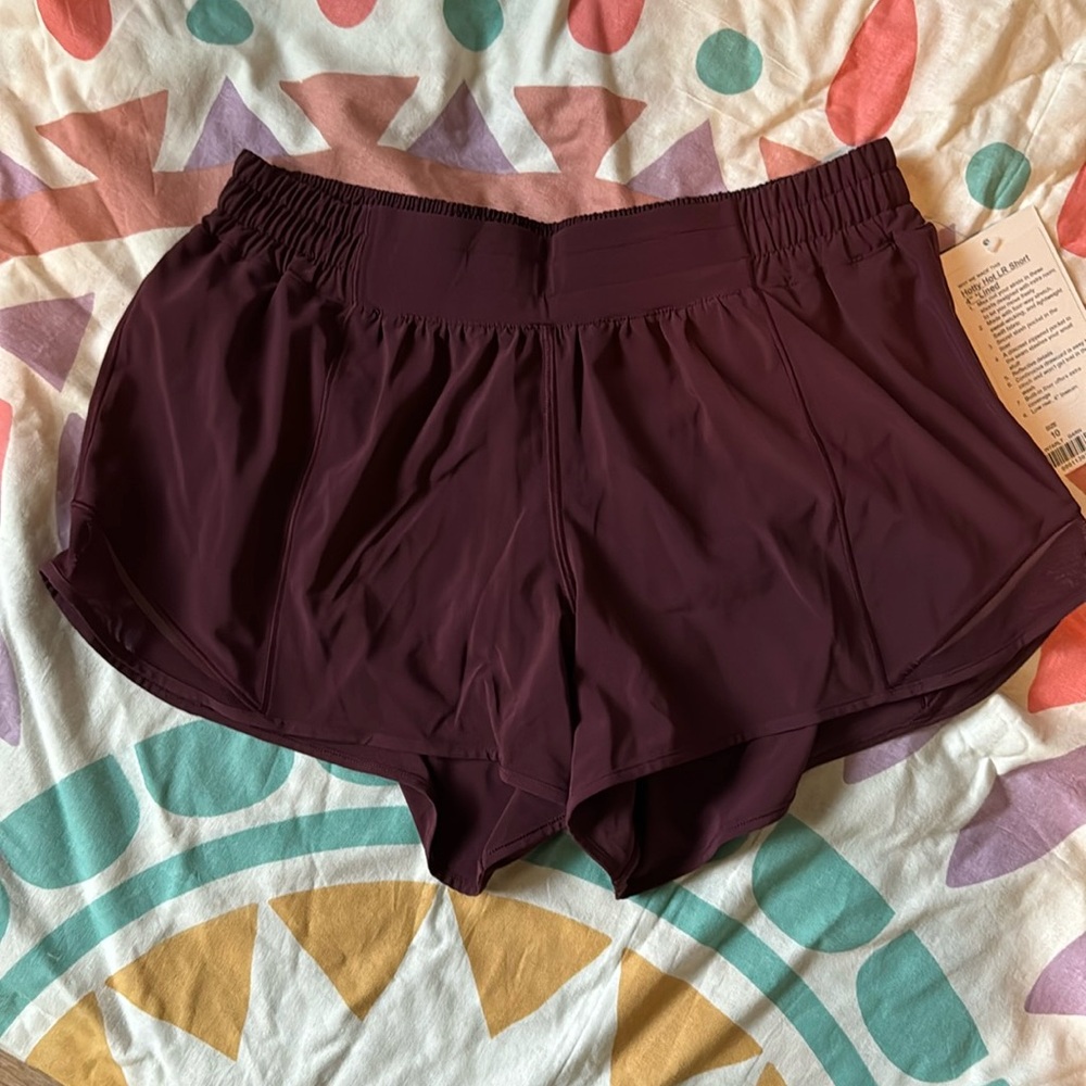 Lululemon Hotty Hot Lined Short 4” 10 Long
